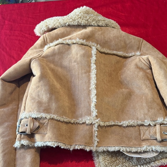 Tan Lulus Faux Fur Coat size XS - Picture 5 of 6